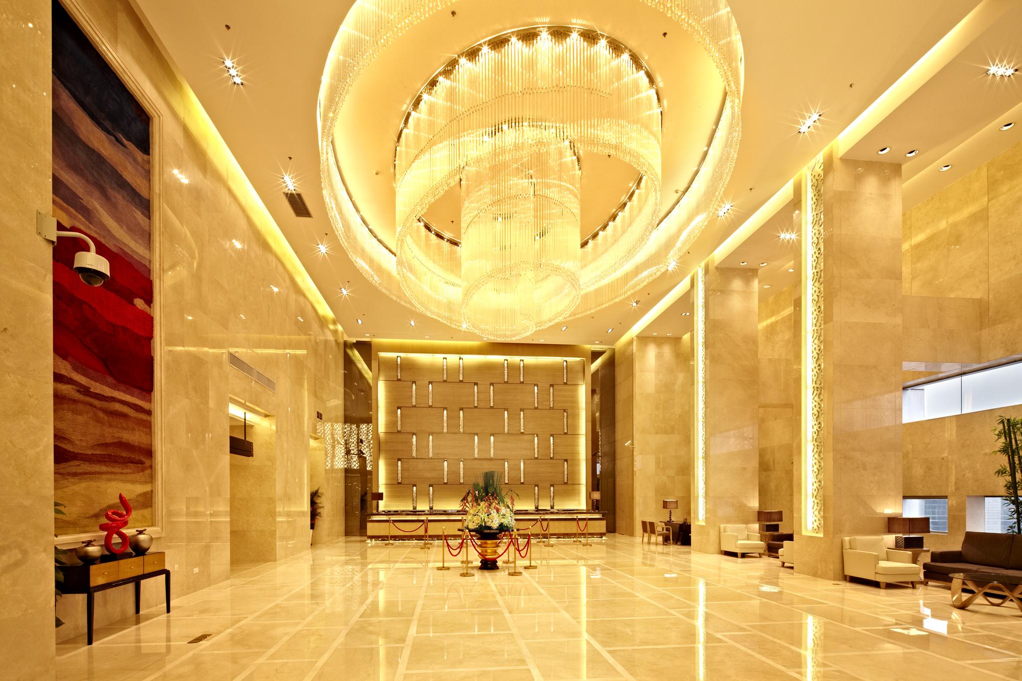 Pearl River International Hotel - Canmetro Line 11 Yijing Lu Station Гуанчжоу Экстерьер фото