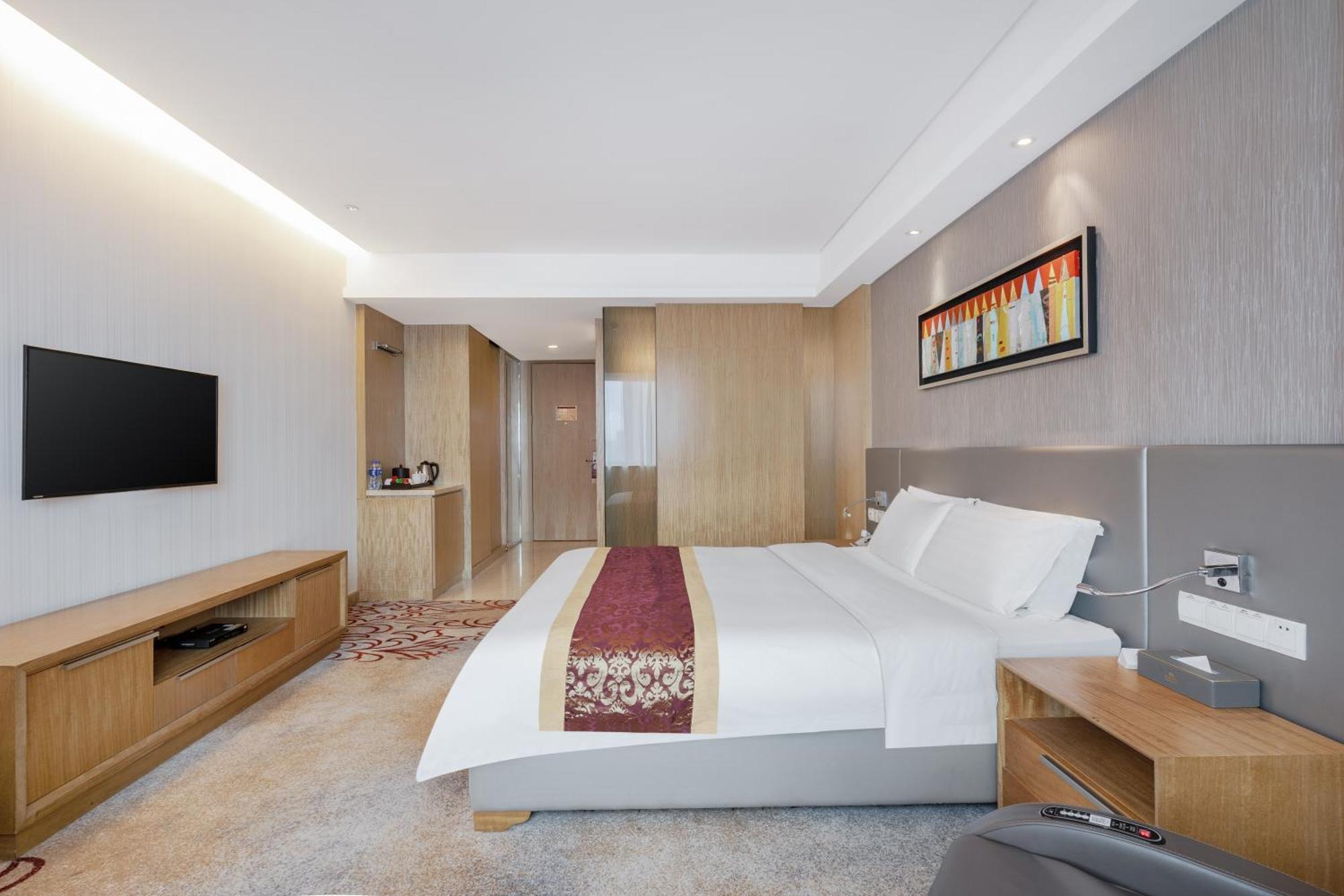 Pearl River International Hotel - Canmetro Line 11 Yijing Lu Station Гуанчжоу Экстерьер фото